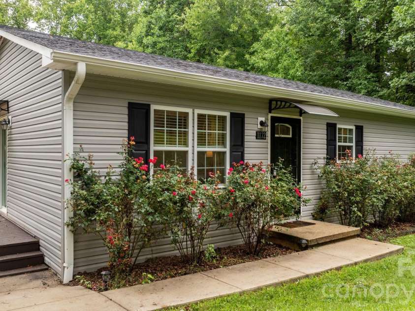 1172 Sunset Court, Conover, NC 28613.  MLS# CAR4405962, YatesRealty ID 42680. 