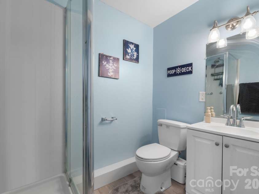 1172 Sunset Court, Conover, NC 28613.  MLS# CAR4405962, YatesRealty ID 42680. 