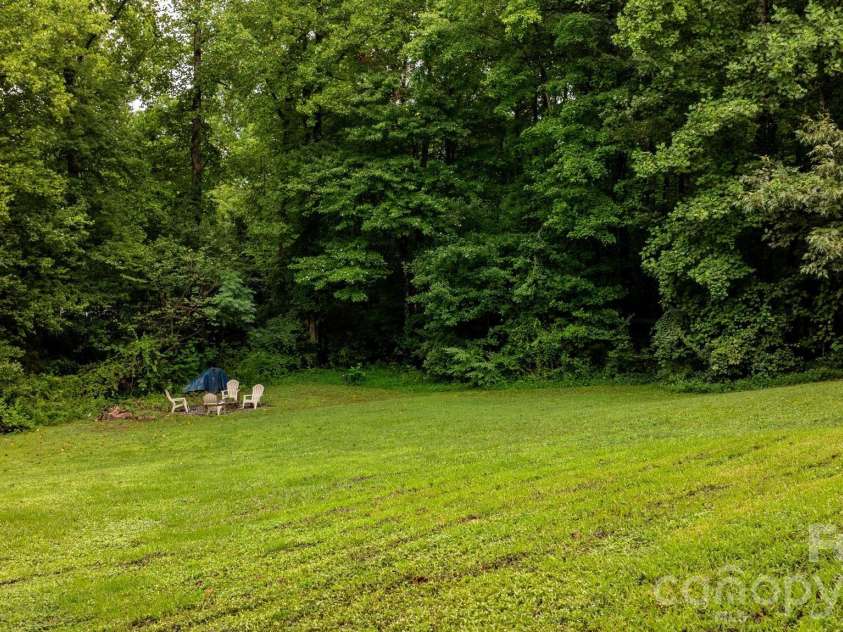 1172 Sunset Court, Conover, NC 28613.  MLS# CAR4405962, YatesRealty ID 42680. 