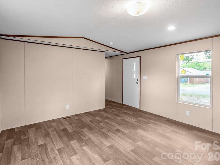 7627 Kershaw Camden Highway, Kershaw, SC 29067.  MLS# CAR4406680, YatesRealty ID 42681. 