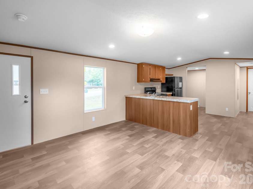 7627 Kershaw Camden Highway, Kershaw, SC 29067.  MLS# CAR4406680, YatesRealty ID 42681. 