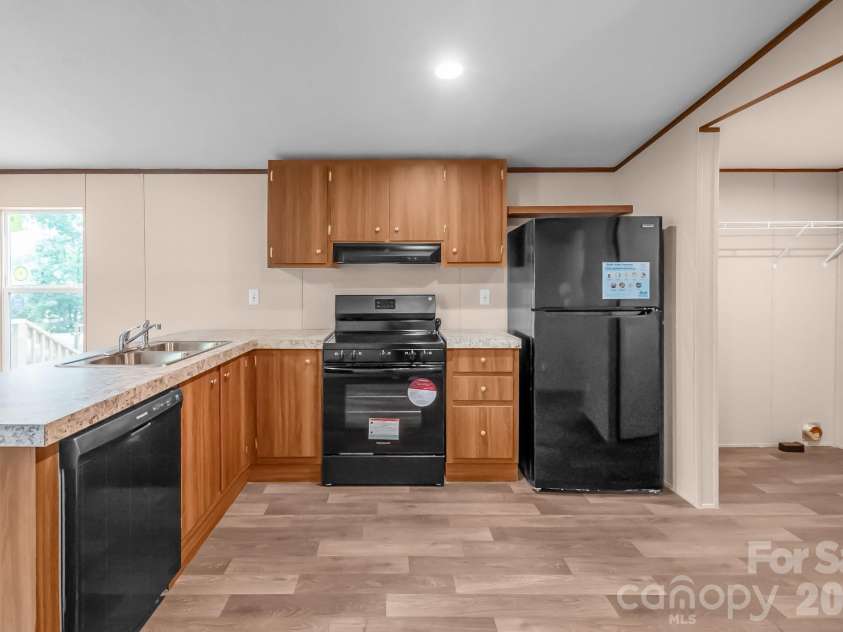 7627 Kershaw Camden Highway, Kershaw, SC 29067.  MLS# CAR4406680, YatesRealty ID 42681. 