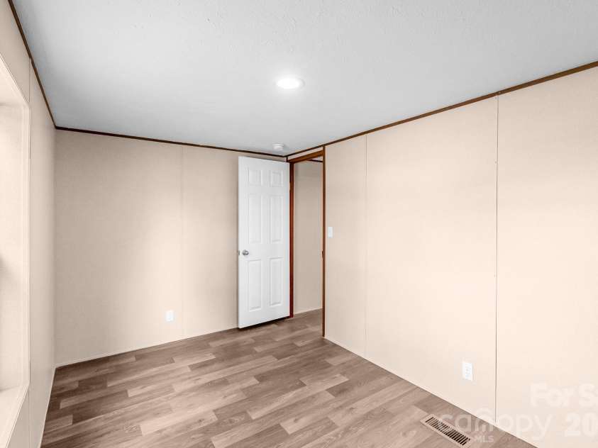 7627 Kershaw Camden Highway, Kershaw, SC 29067.  MLS# CAR4406680, YatesRealty ID 42681. 