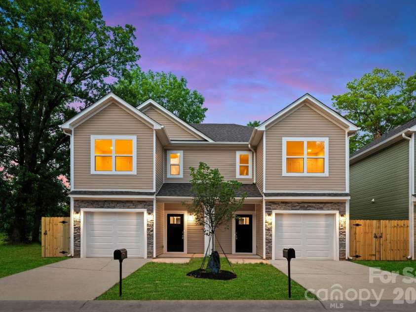 2920 Capitol Drive, Charlotte, NC 28208.  MLS# CAR4383339, YatesRealty ID 42683. Representation