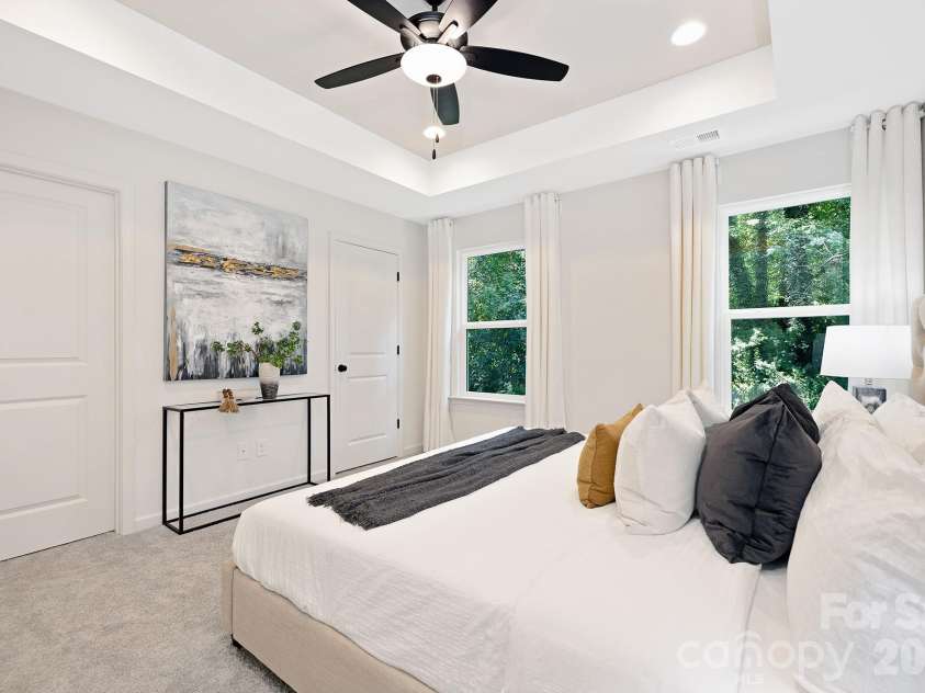 2920 Capitol Drive, Charlotte, NC 28208.  MLS# CAR4383339, YatesRealty ID 42683. Representation