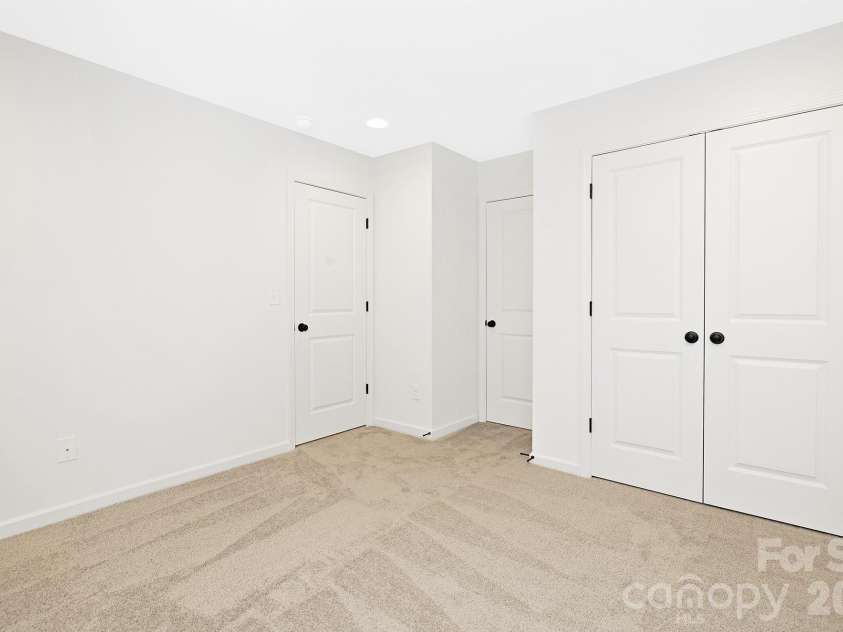 2920 Capitol Drive, Charlotte, NC 28208.  MLS# CAR4383339, YatesRealty ID 42683. Representation
