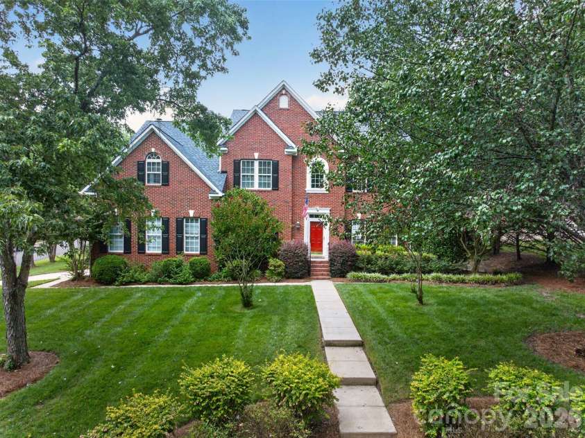 204 Whitegrove Drive, Fort Mill, SC 29715.  MLS# CAR4396185, YatesRealty ID 42686. 