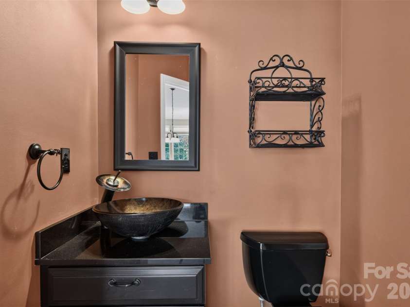 204 Whitegrove Drive, Fort Mill, SC 29715.  MLS# CAR4396185, YatesRealty ID 42686. 