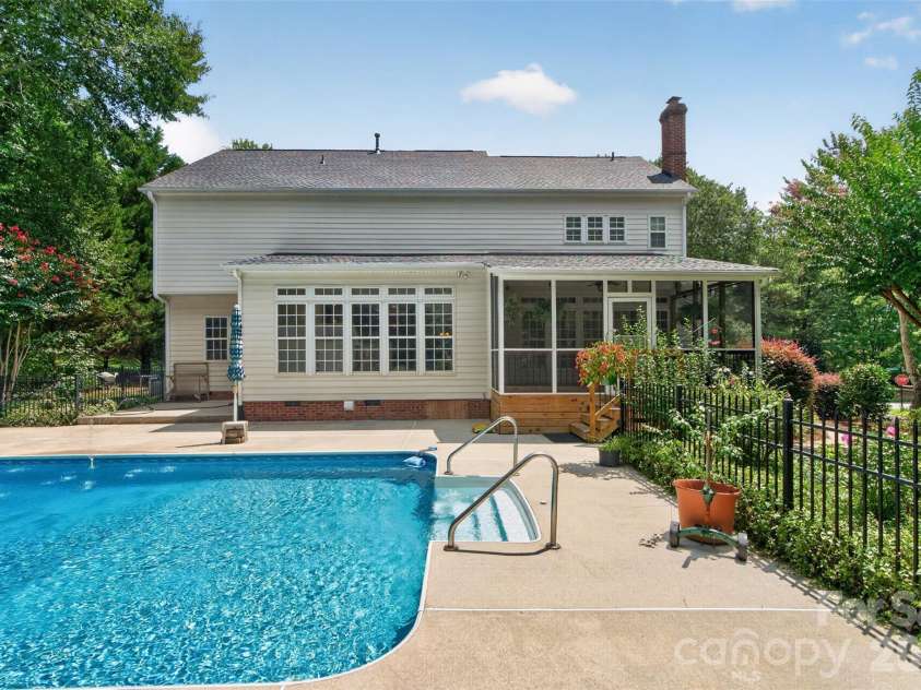 204 Whitegrove Drive, Fort Mill, SC 29715.  MLS# CAR4396185, YatesRealty ID 42686. Fenced pool area