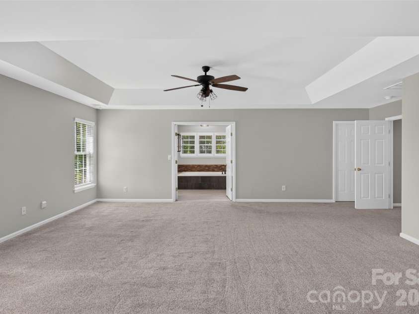 204 Whitegrove Drive, Fort Mill, SC 29715.  MLS# CAR4396185, YatesRealty ID 42686. With trey ceilings