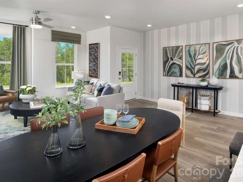 13161 Benessare Lane, Matthews, NC 28105.  MLS# CAR4412456, YatesRealty ID 42688. Representative foyer living room