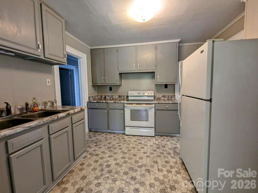 1862 Salem Church Road, Lincolnton, NC 28092.  MLS# CAR4412898, YatesRealty ID 42689. 
