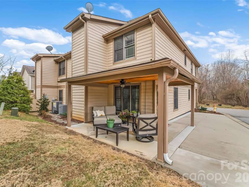 49 Jeff Drive, Asheville, NC 28806.  MLS# CAR4350628, YatesRealty ID 4269. 
