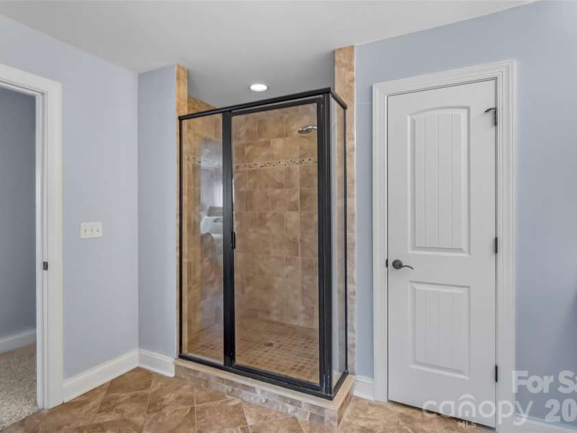 49 Jeff Drive, Asheville, NC 28806.  MLS# CAR4350628, YatesRealty ID 4269. 