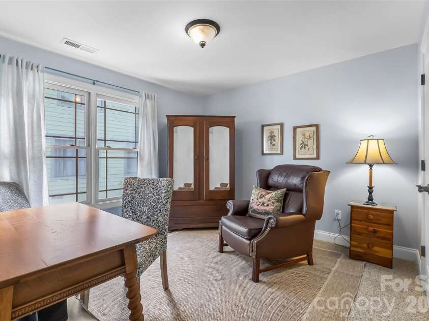 49 Jeff Drive, Asheville, NC 28806.  MLS# CAR4350628, YatesRealty ID 4269. 