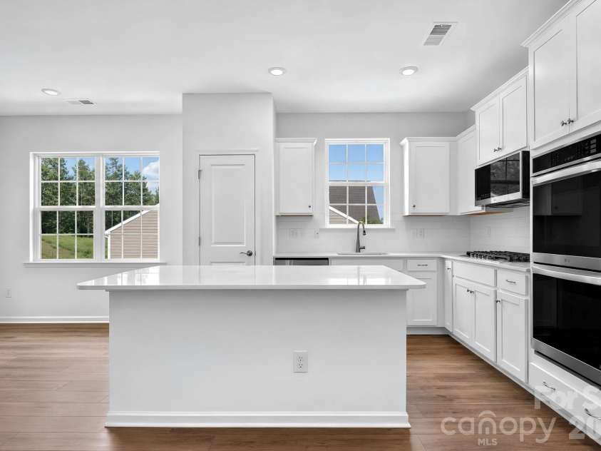 374 waxhaw village Road, Lancaster, SC 29720.  MLS# CAR4412720, YatesRealty ID 42690. 