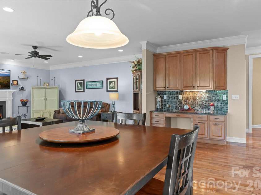 228 Forest Walk Way, Mooresville, NC 28115.  MLS# CAR4408596, YatesRealty ID 42692. 