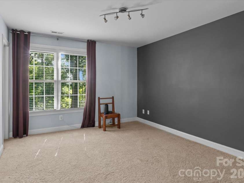228 Forest Walk Way, Mooresville, NC 28115.  MLS# CAR4408596, YatesRealty ID 42692. 