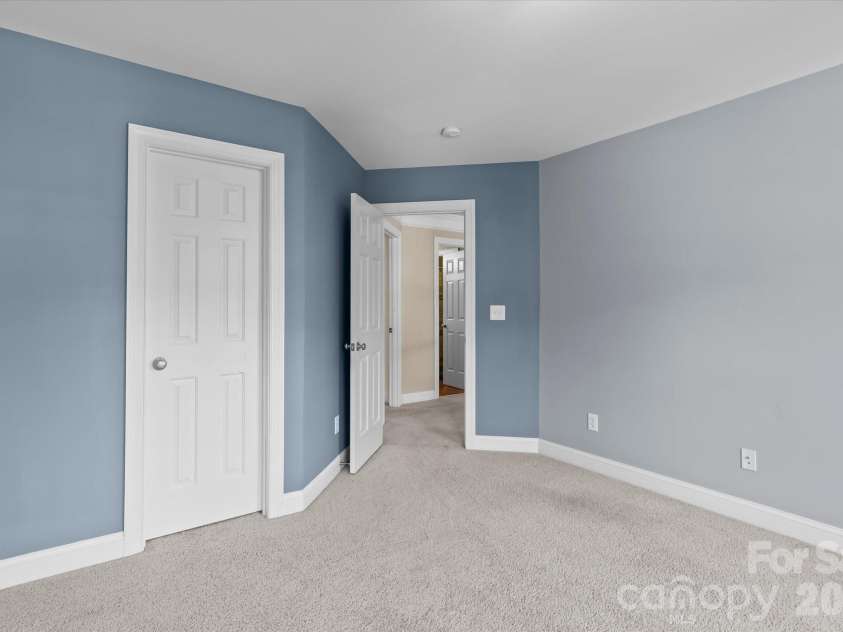 228 Forest Walk Way, Mooresville, NC 28115.  MLS# CAR4408596, YatesRealty ID 42692. 
