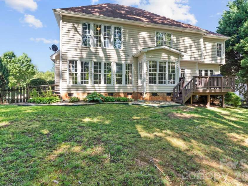 228 Forest Walk Way, Mooresville, NC 28115.  MLS# CAR4408596, YatesRealty ID 42692. 