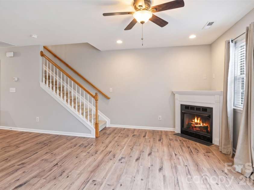 774 Rock Lake Glen, Fort Mill, SC 29715.  MLS# CAR4407080, YatesRealty ID 42694. 