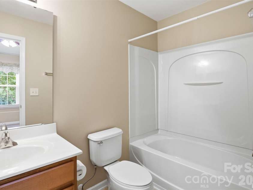 774 Rock Lake Glen, Fort Mill, SC 29715.  MLS# CAR4407080, YatesRealty ID 42694. 