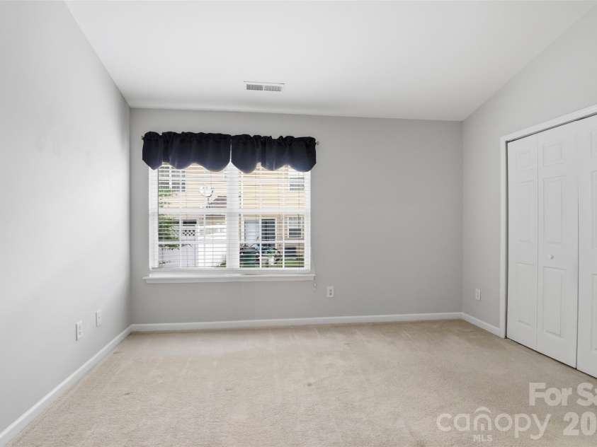 774 Rock Lake Glen, Fort Mill, SC 29715.  MLS# CAR4407080, YatesRealty ID 42694. 