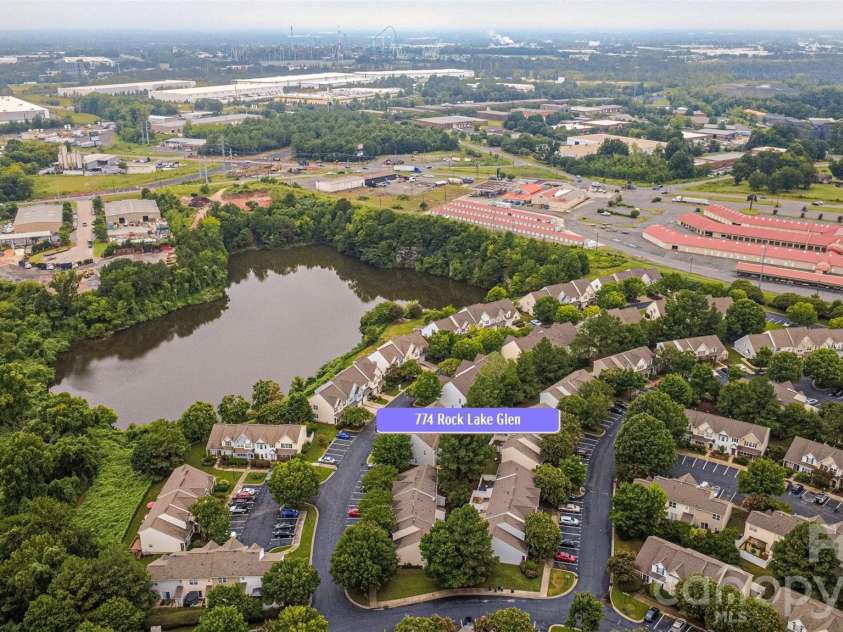 774 Rock Lake Glen, Fort Mill, SC 29715.  MLS# CAR4407080, YatesRealty ID 42694. 