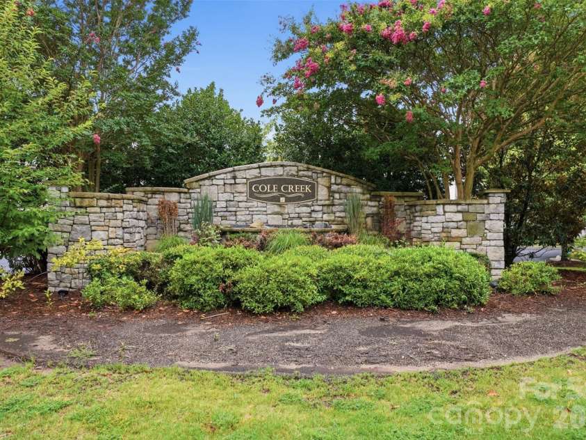 774 Rock Lake Glen, Fort Mill, SC 29715.  MLS# CAR4407080, YatesRealty ID 42694. 