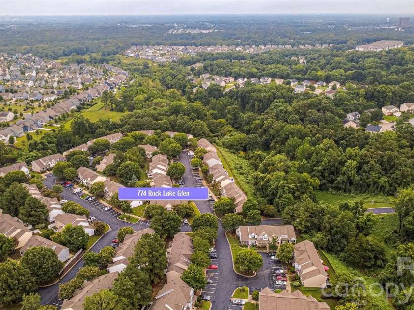 774 Rock Lake Glen, Fort Mill, SC 29715.  MLS# CAR4407080, YatesRealty ID 42694. 