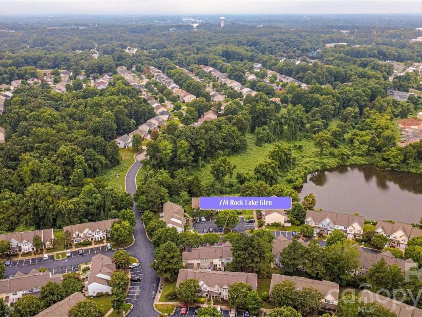 774 Rock Lake Glen, Fort Mill, SC 29715.  MLS# CAR4407080, YatesRealty ID 42694. 