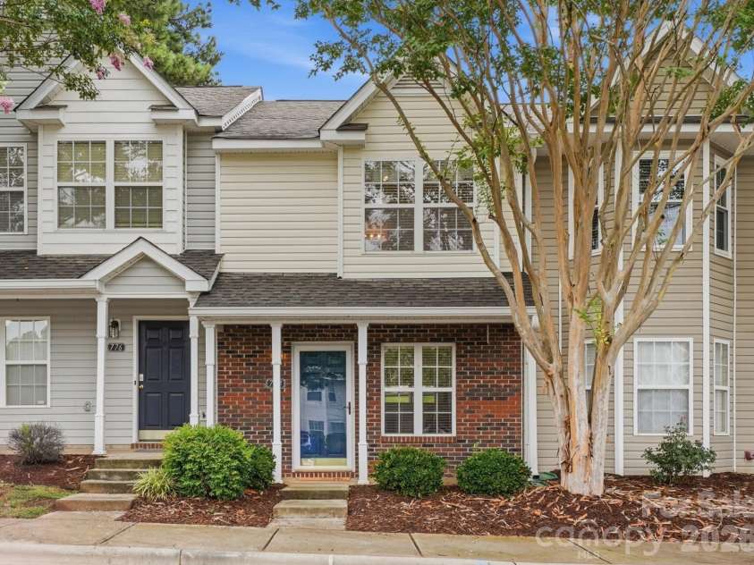 774 Rock Lake Glen, Fort Mill, SC 29715.  MLS# CAR4407080, YatesRealty ID 42694. 