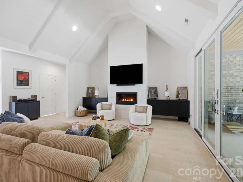 200 Barra Drive, Waxhaw, NC 28173.  MLS# CAR4406685, YatesRealty ID 42695. 