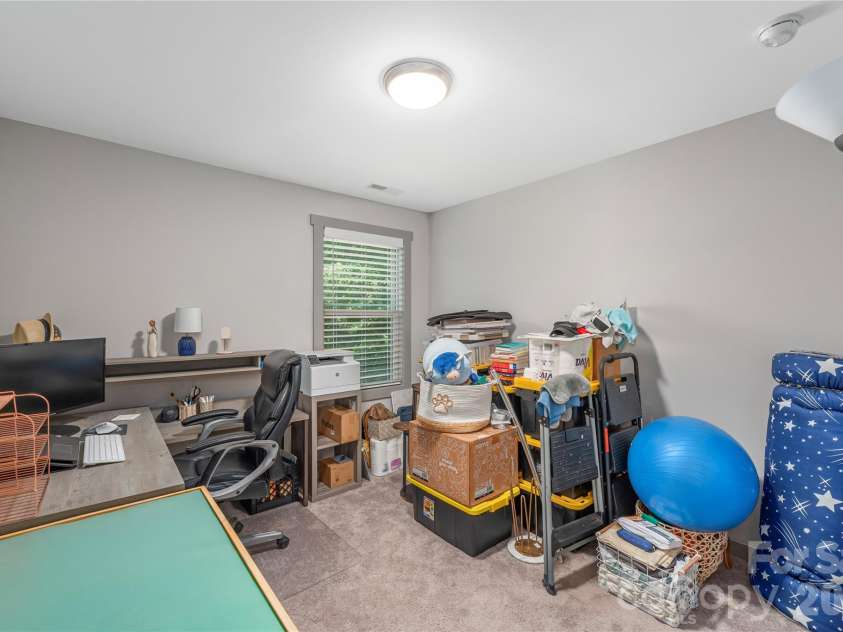 10 Hi Alta Avenue, Asheville, NC 28806.  MLS# CAR4405759, YatesRealty ID 42696. 