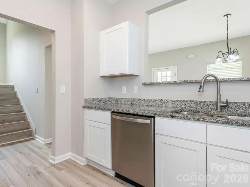 1646 Main Street, Rock Hill, SC 29732.  MLS# CAR4411052, YatesRealty ID 42699. 