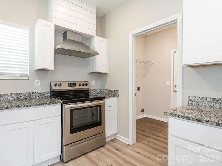 1646 Main Street, Rock Hill, SC 29732.  MLS# CAR4411052, YatesRealty ID 42699. 