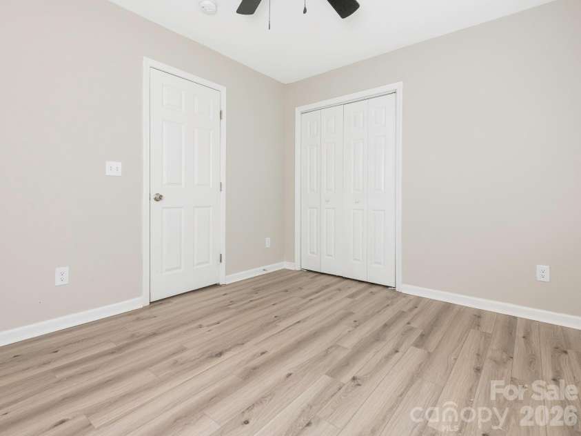 1646 Main Street, Rock Hill, SC 29732.  MLS# CAR4411052, YatesRealty ID 42699. 
