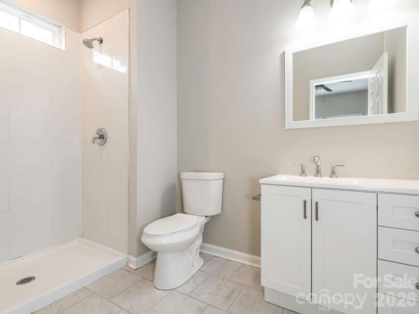 1646 Main Street, Rock Hill, SC 29732.  MLS# CAR4411052, YatesRealty ID 42699. Primary Bath