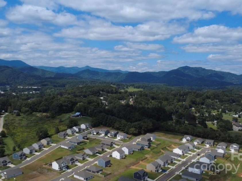 167 Farmwood Trail, Waynesville, NC 28786.  MLS# CAR4325755, YatesRealty ID 427. Community overview