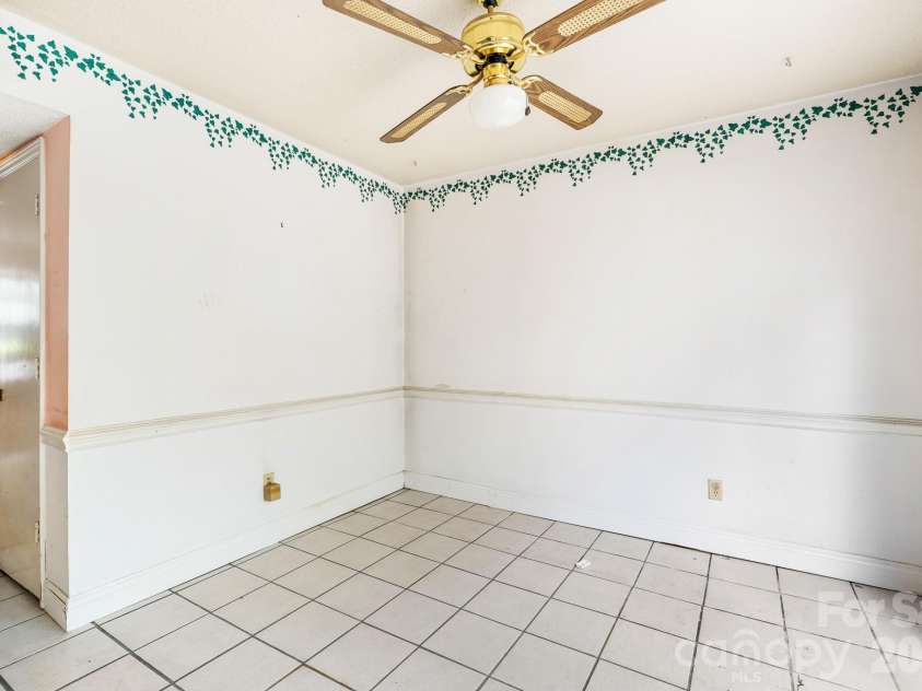 8504 Castle Pine Court, Charlotte, NC 28226.  MLS# CAR4411219, YatesRealty ID 42700. 