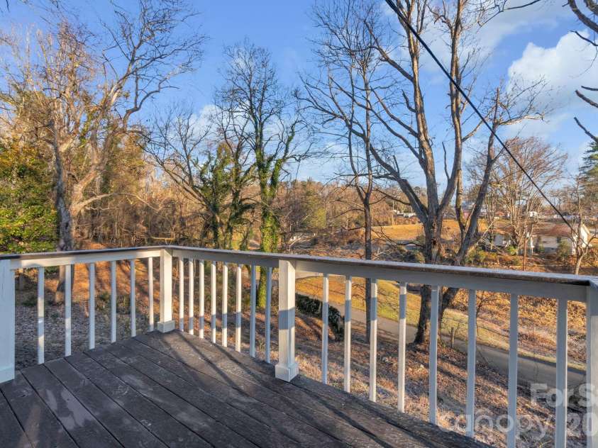 49 Livingston Street, Tryon, NC 28782.  MLS# CAR4412509, YatesRealty ID 42702. 