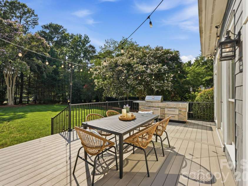 104 Gammon Point Court, Mooresville, NC 28117.  MLS# CAR4411402, YatesRealty ID 42705. 