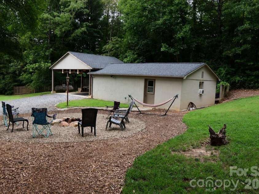 2095 Goodman Lake Road, Morganton, NC 28655.  MLS# CAR4412625, YatesRealty ID 42706. 