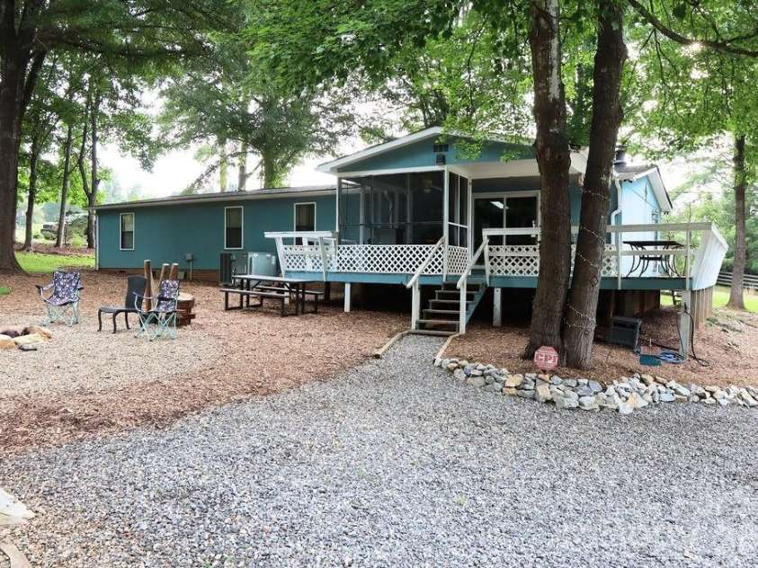 2095 Goodman Lake Road, Morganton, NC 28655.  MLS# CAR4412625, YatesRealty ID 42706. 
