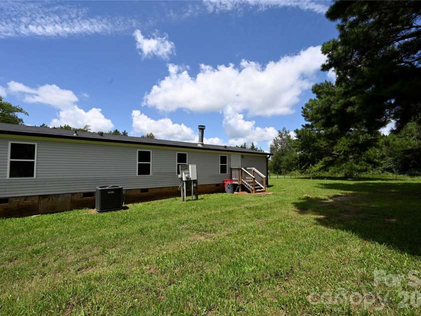 108 Daves Road, York, SC 29745.  MLS# CAR4407173, YatesRealty ID 42707. 