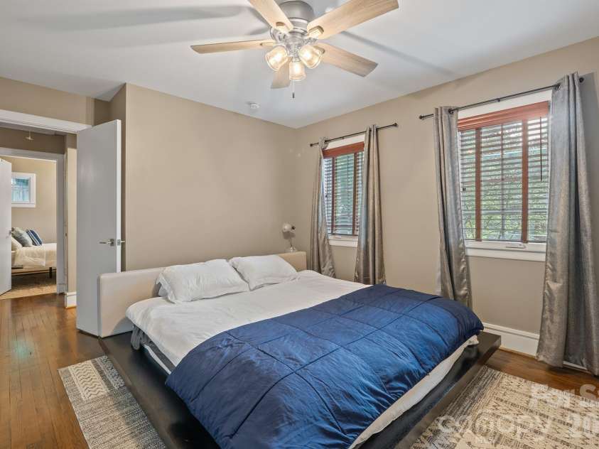 1812 Van Buren Avenue, Charlotte, NC 28216.  MLS# CAR4412103, YatesRealty ID 42708. 