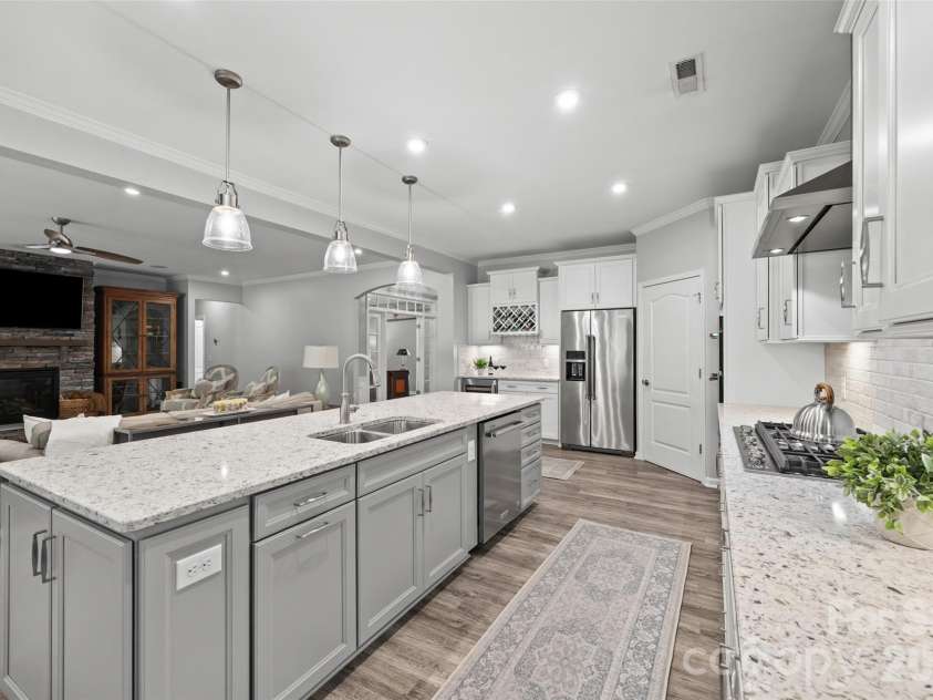 1521 Carolina Orchards Boulevard, Fort Mill, SC 29715.  MLS# CAR4408409, YatesRealty ID 42709. 