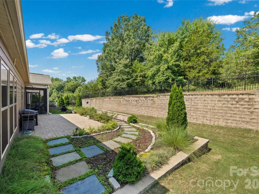 1521 Carolina Orchards Boulevard, Fort Mill, SC 29715.  MLS# CAR4408409, YatesRealty ID 42709. 