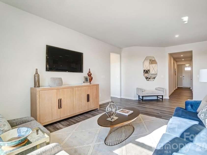 2742 Phoenix Court, Gastonia, NC 28052.  MLS# CAR4345081, YatesRealty ID 4271. Photos from another completed Cascades for representation only. Eterior elevation/colors and interior finishes may vary. 