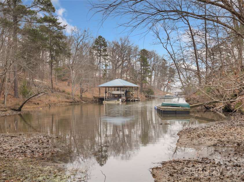 5752 Natoma Road, Lake Wylie, SC 29710.  MLS# CAR4200891, YatesRealty ID 4271. Waterfront View - Small Boats